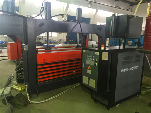 油式模溫機(jī)優(yōu)勢